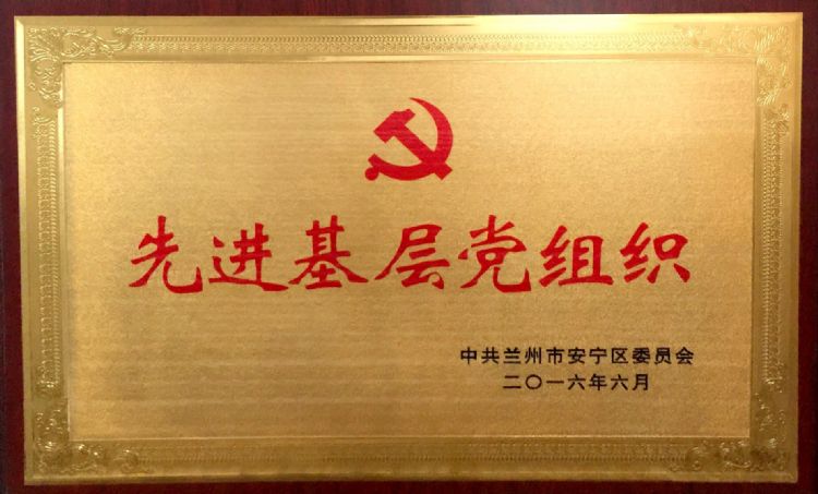 ���M�����h�M��